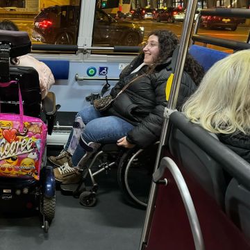 Eine unvergessliche Busfahrt mit einem sympathischen und lustigen Busfahrer