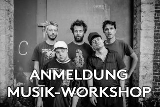 Schwarzweissbild von fünf Männern